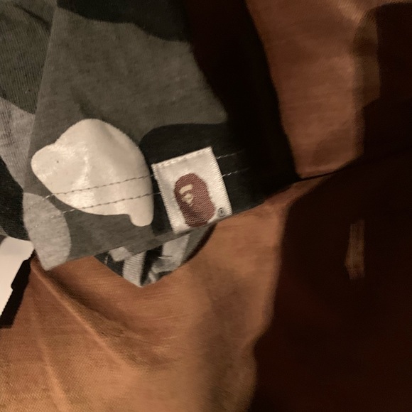 Bathing Ape gree zipper tee - Picture 3 of 3